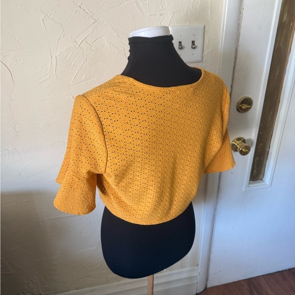 Perceptions Women's Cropped Yellow Cardigan - Picture 4 of 5